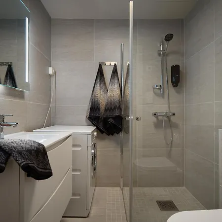 Aparthotel Bispegata 5 - *